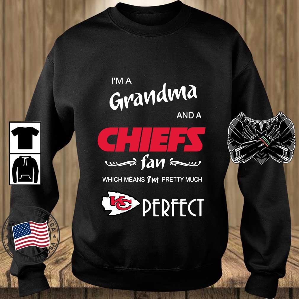 Kansas City Chiefs I Love Watching With Grandma Kids Toddler T-Shirt 