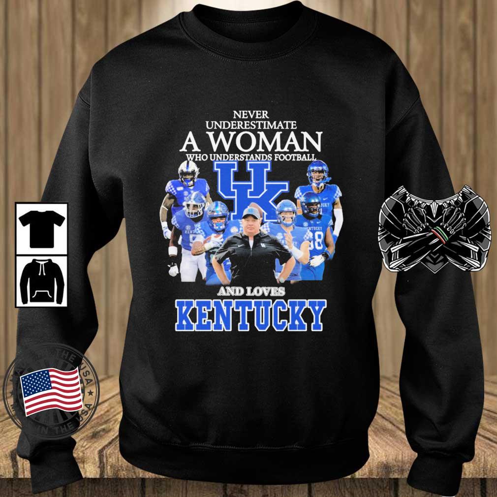 Kentucky Wildcats Never Underestimate A Woman Who Understands Football And Loves Kentucky shirt
