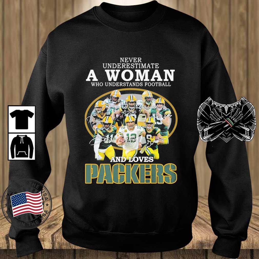 Green Bay Packers Never Underestimate A Woman Who Understands Football And Loves Packers Signatures t-shirt