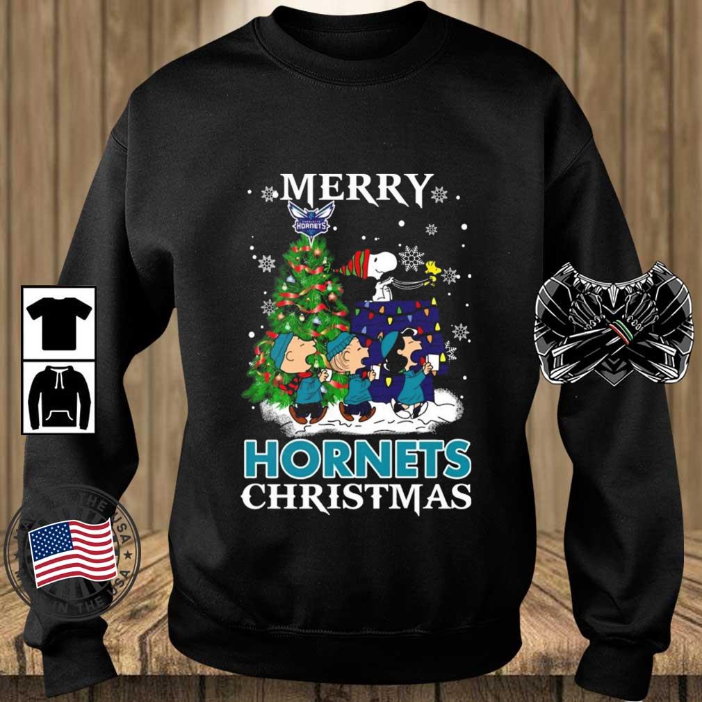 Snoopy And Friends Charlotte Hornets Merry Christmas sweatshirt